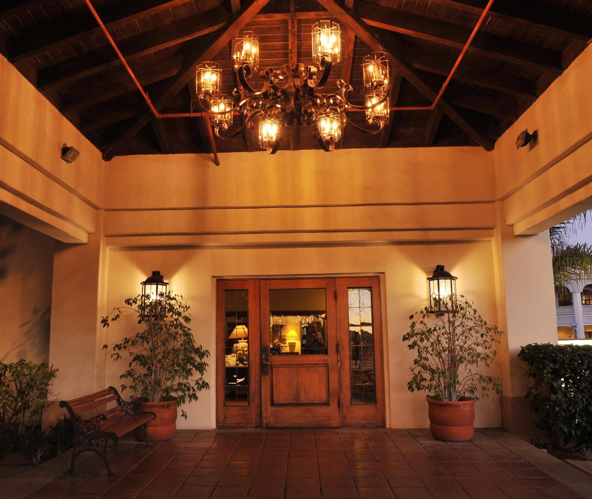 Clocktower Inn Ventura Buitenkant foto